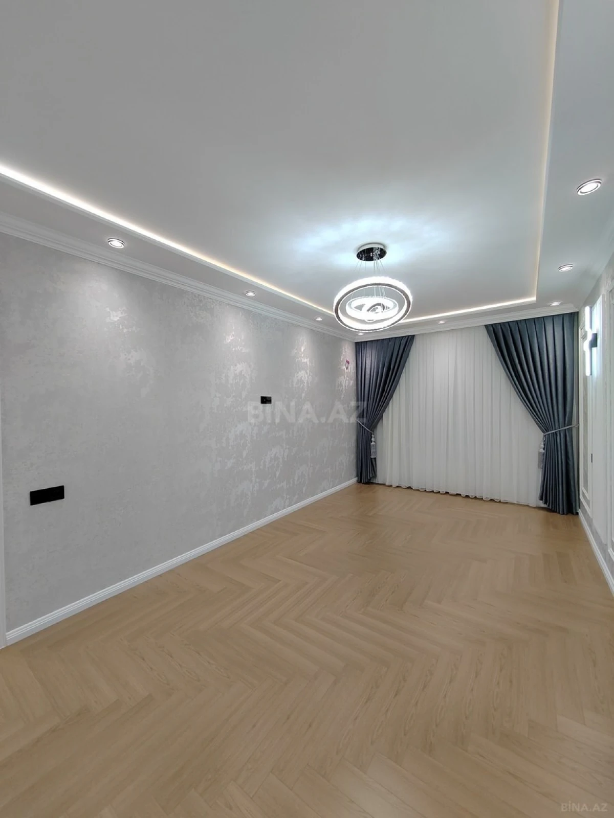 Satılır 3 otaqlı mənzil 75 m²