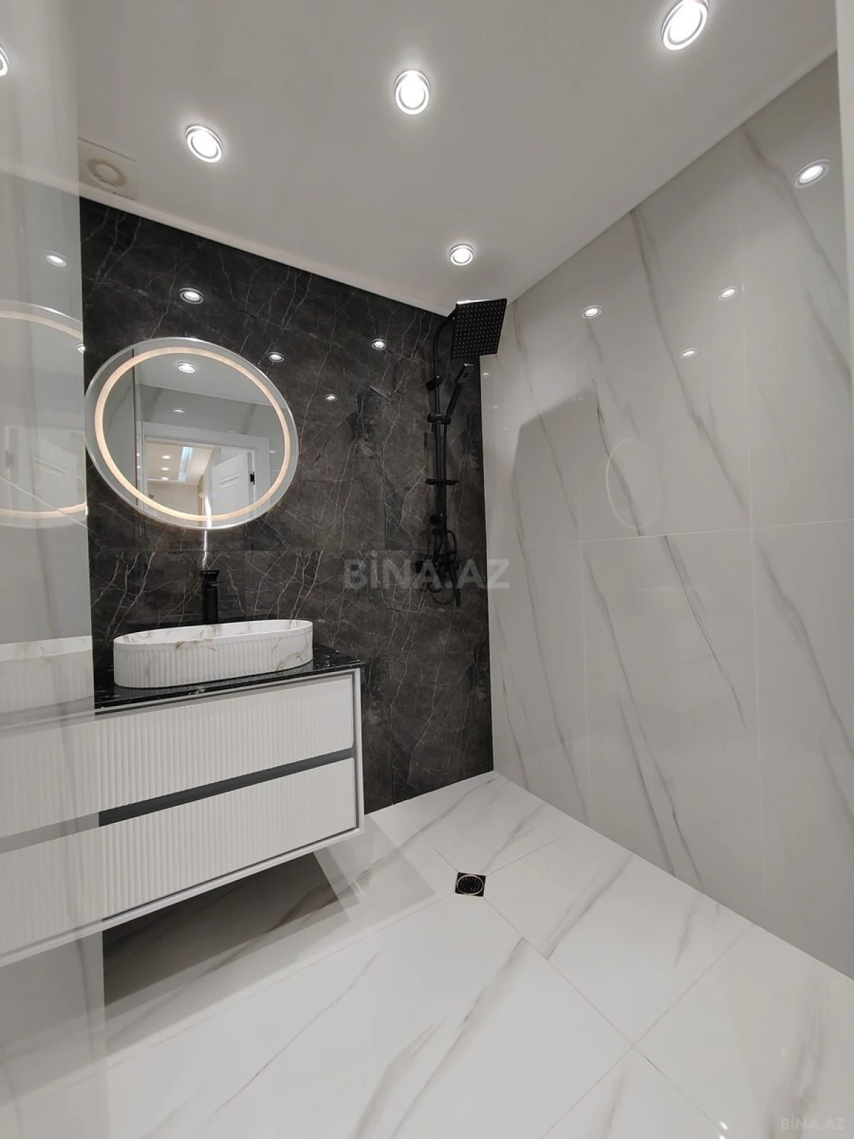 Satılır 3 otaqlı mənzil 75 m²
