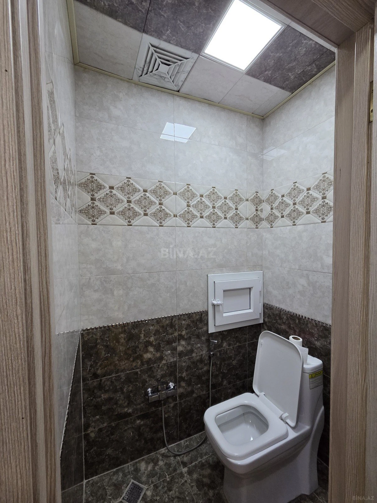 Kirayə verilir 2 otaqlı mənzil 55 m²