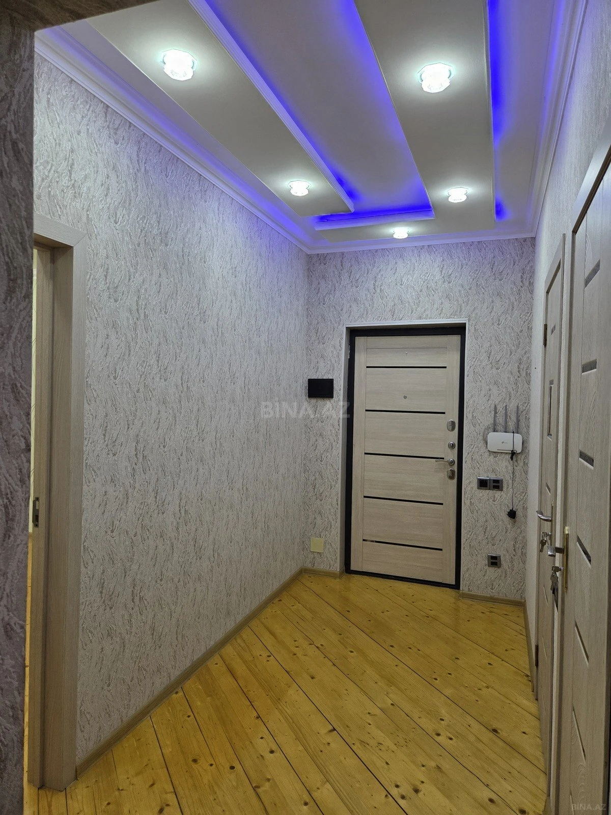 Kirayə verilir 2 otaqlı mənzil 55 m²