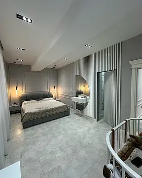 Satılır 4 otaqlı mənzil 173 m²