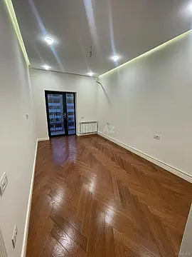 Satılır 2 otaqlı mənzil 67 m²