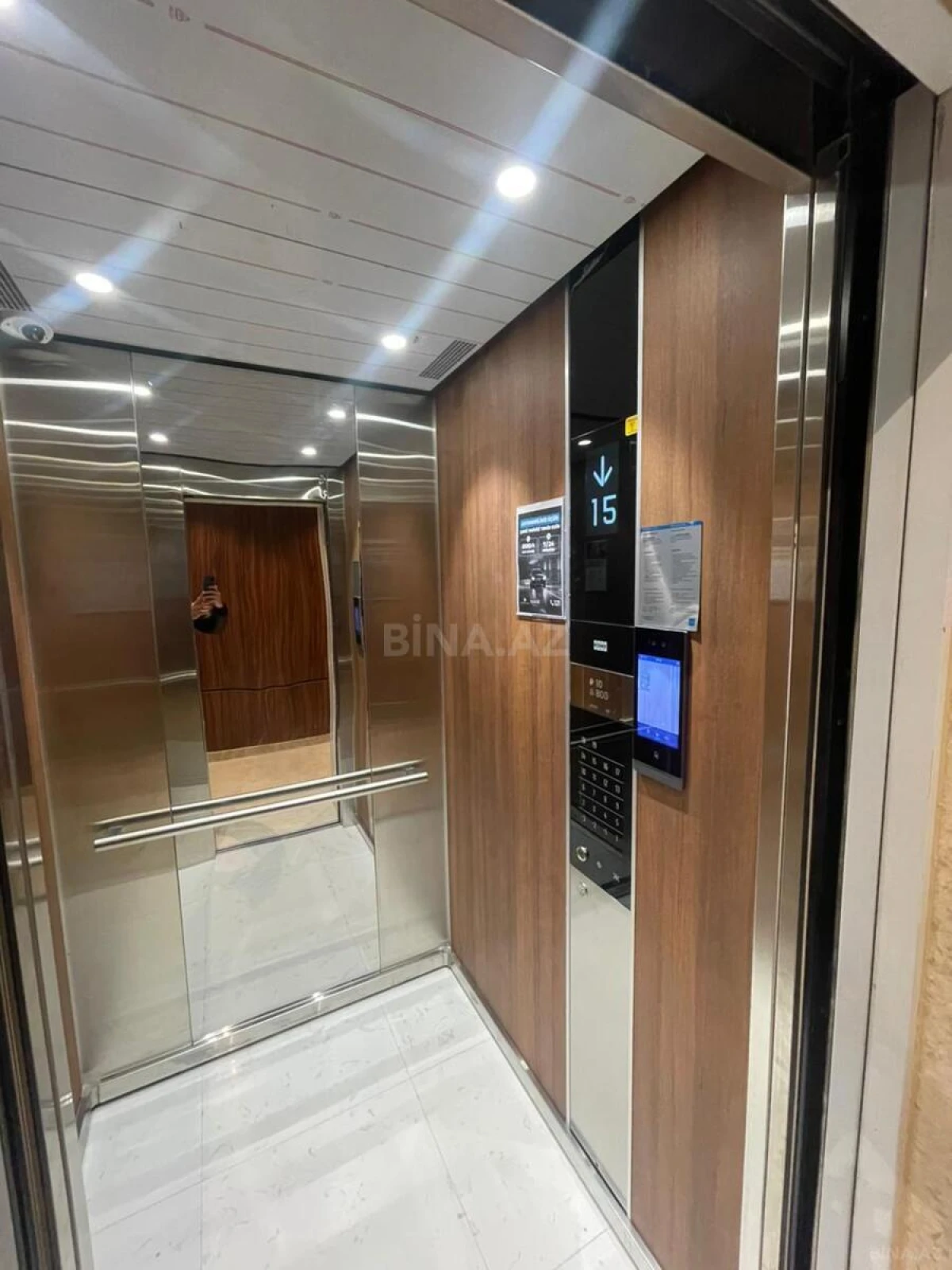 Satılır 2 otaqlı mənzil 67 m²