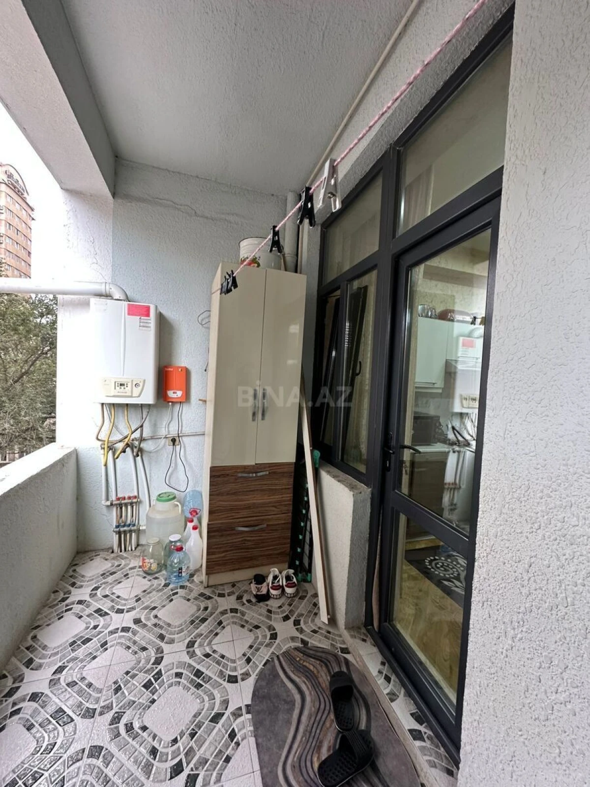 Satılır 2 otaqlı mənzil 61 m²