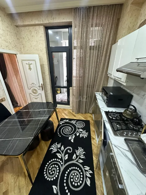 Satılır 2 otaqlı mənzil 61 m²