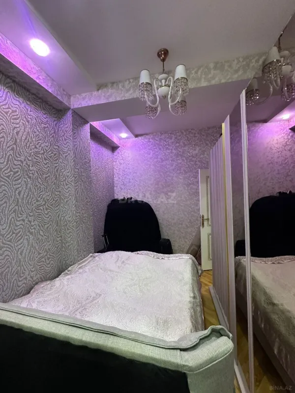 Satılır 2 otaqlı mənzil 61 m²