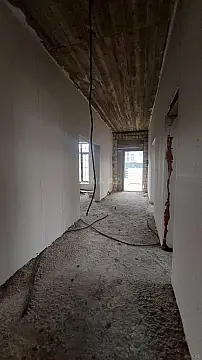 Satılır 8 otaqlı həyət evi 250 m²