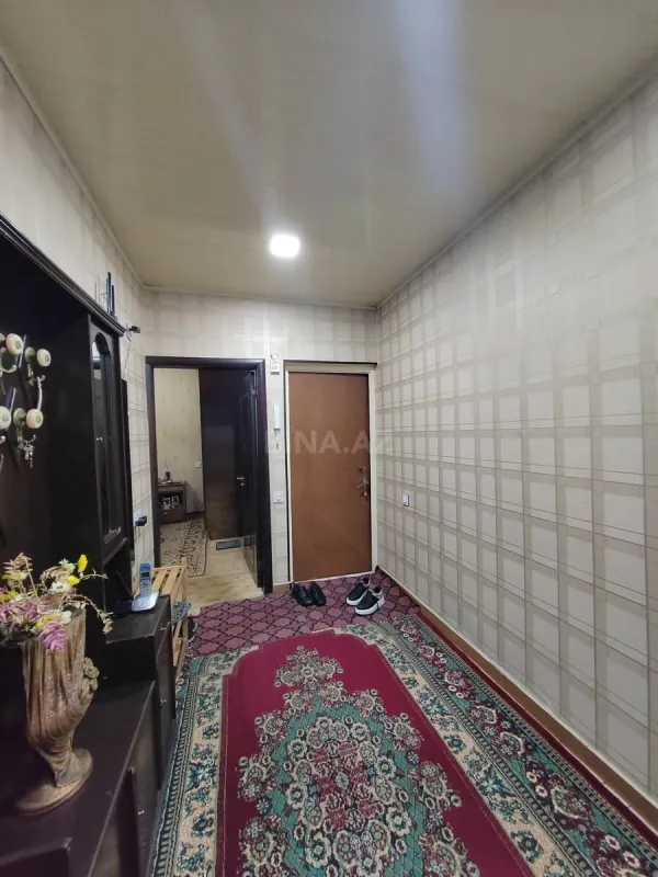 Satılır 5 otaqlı mənzil 110 m²