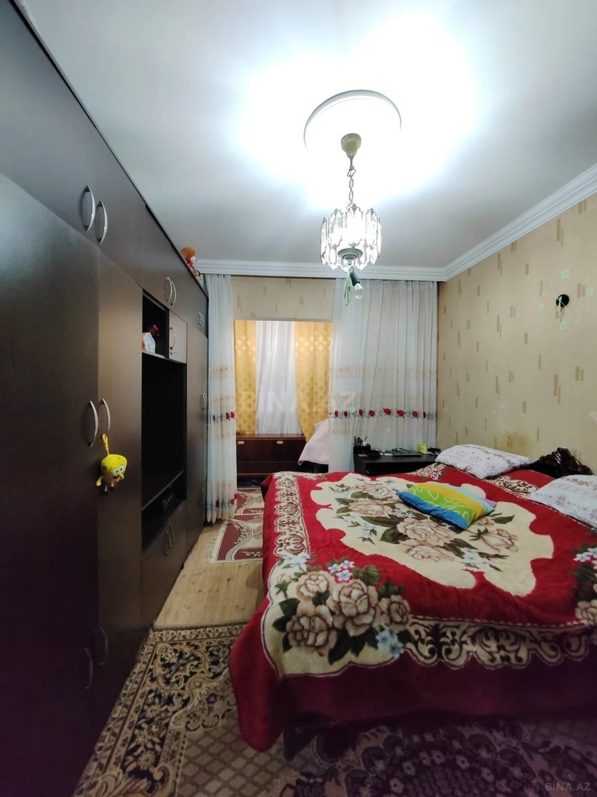 Satılır 5 otaqlı mənzil 110 m²
