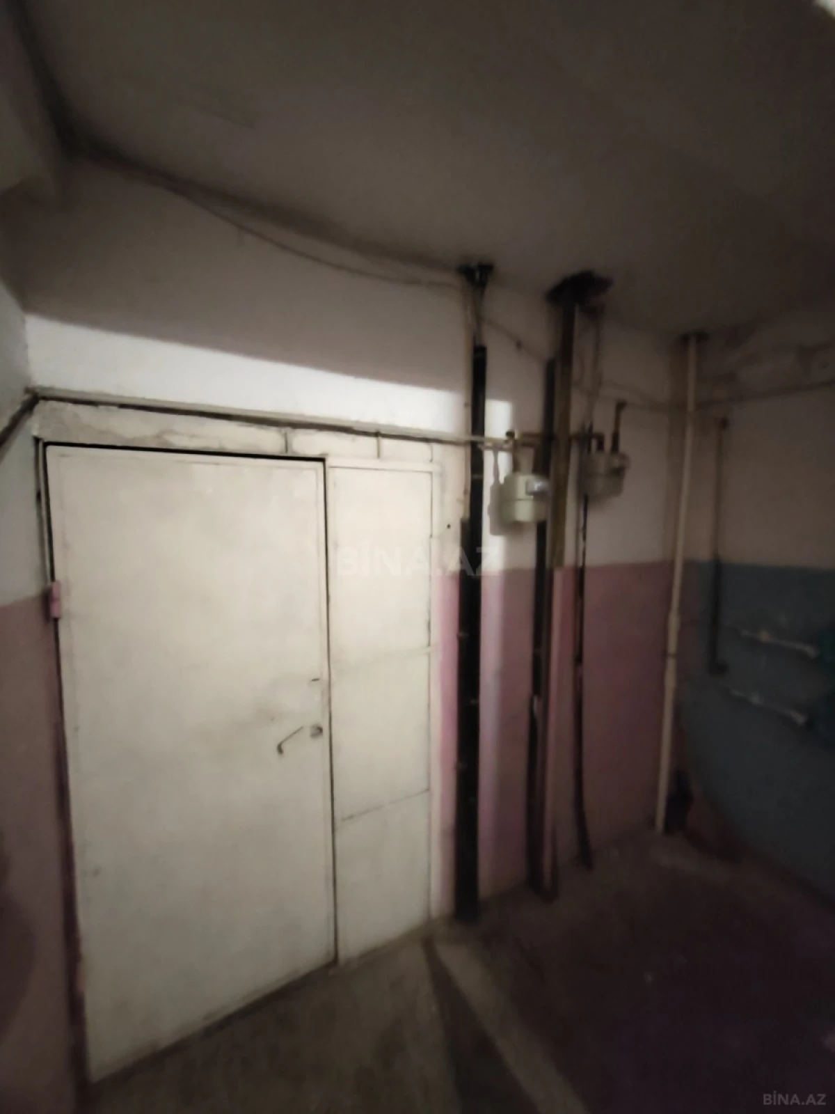 Satılır 5 otaqlı mənzil 110 m²