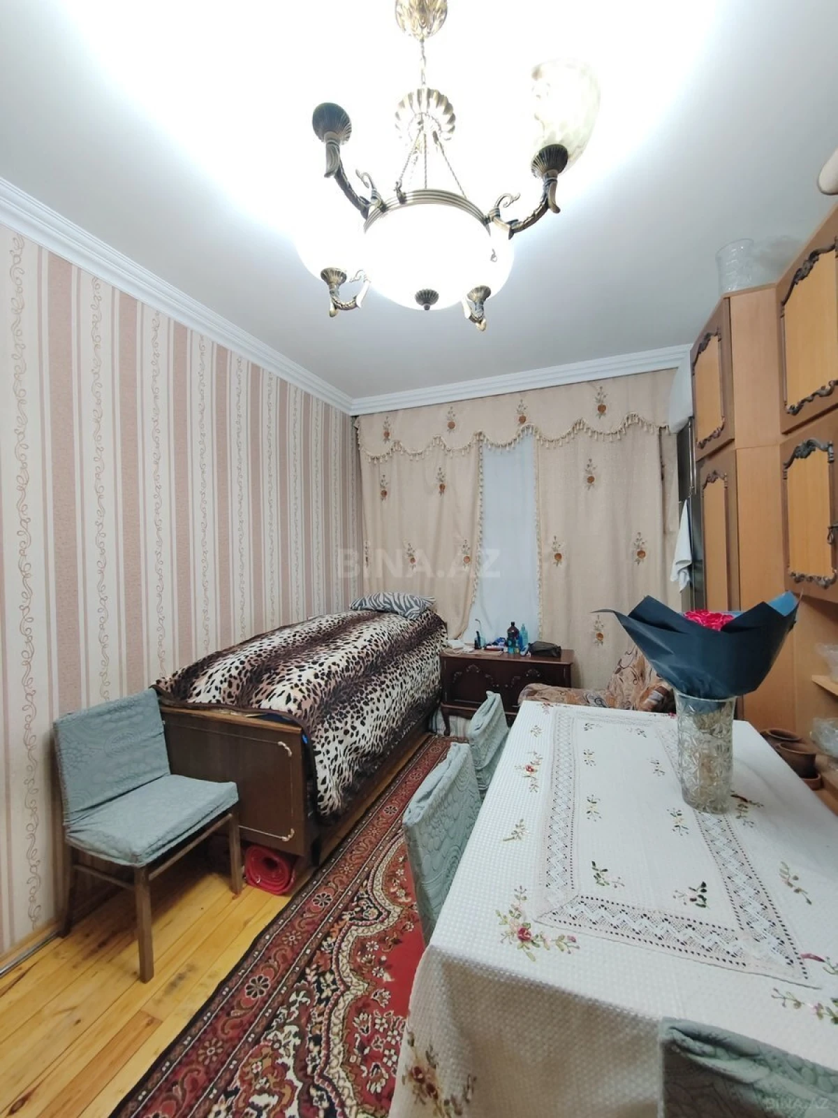 Satılır 5 otaqlı mənzil 110 m²
