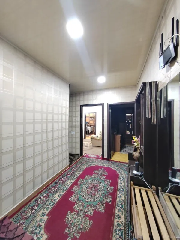 Satılır 5 otaqlı mənzil 110 m²