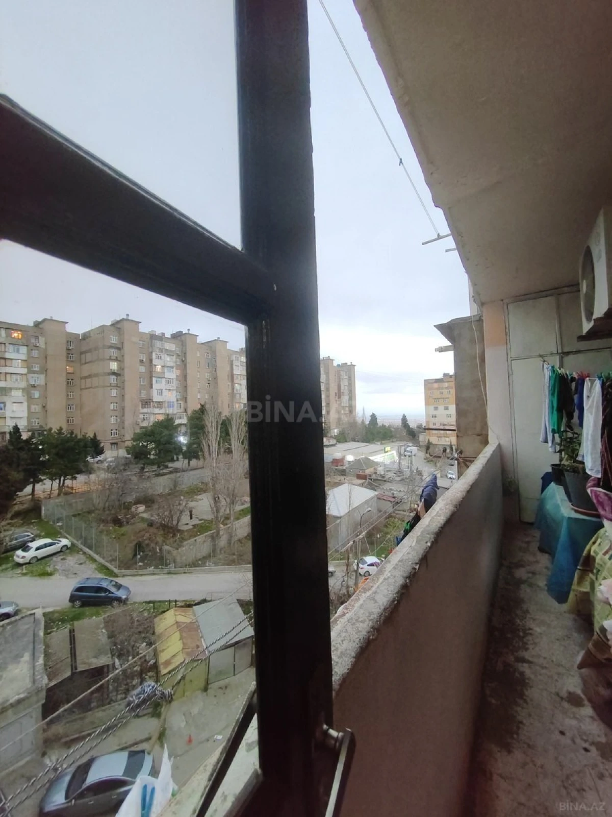 Satılır 5 otaqlı mənzil 110 m²