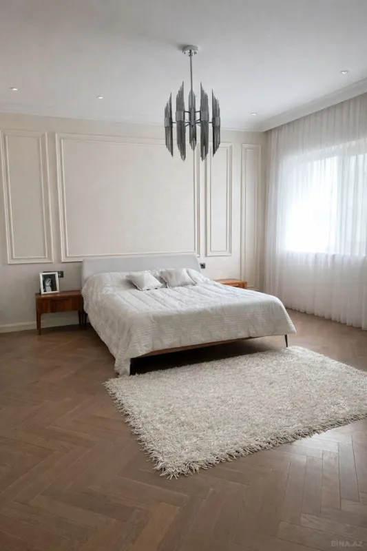 Kirayə verilir 3 otaqlı mənzil 185 m²