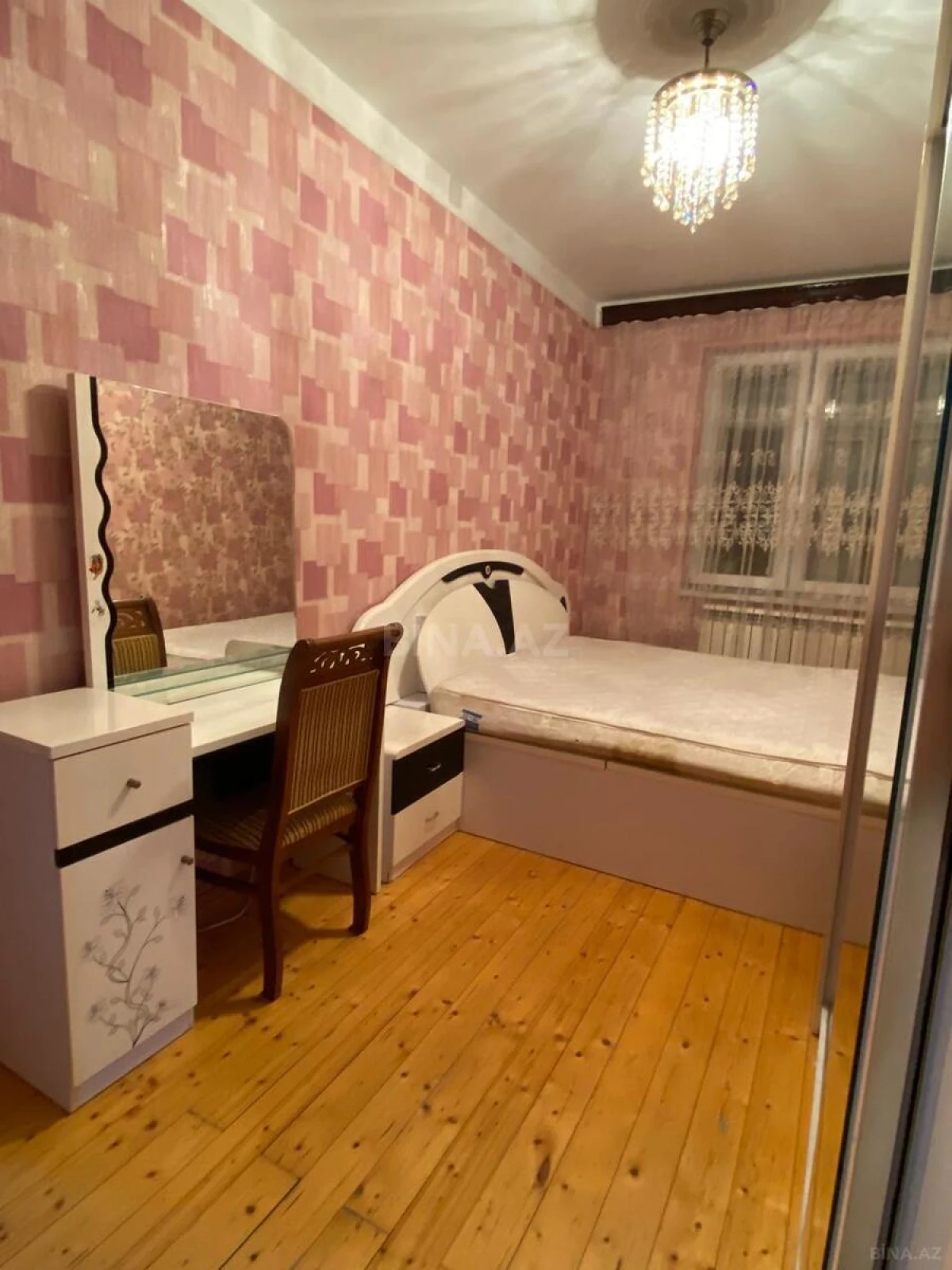 Satılır 3 otaqlı mənzil 57 m²