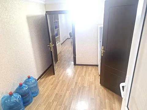 Satılır obyekt 88 m²