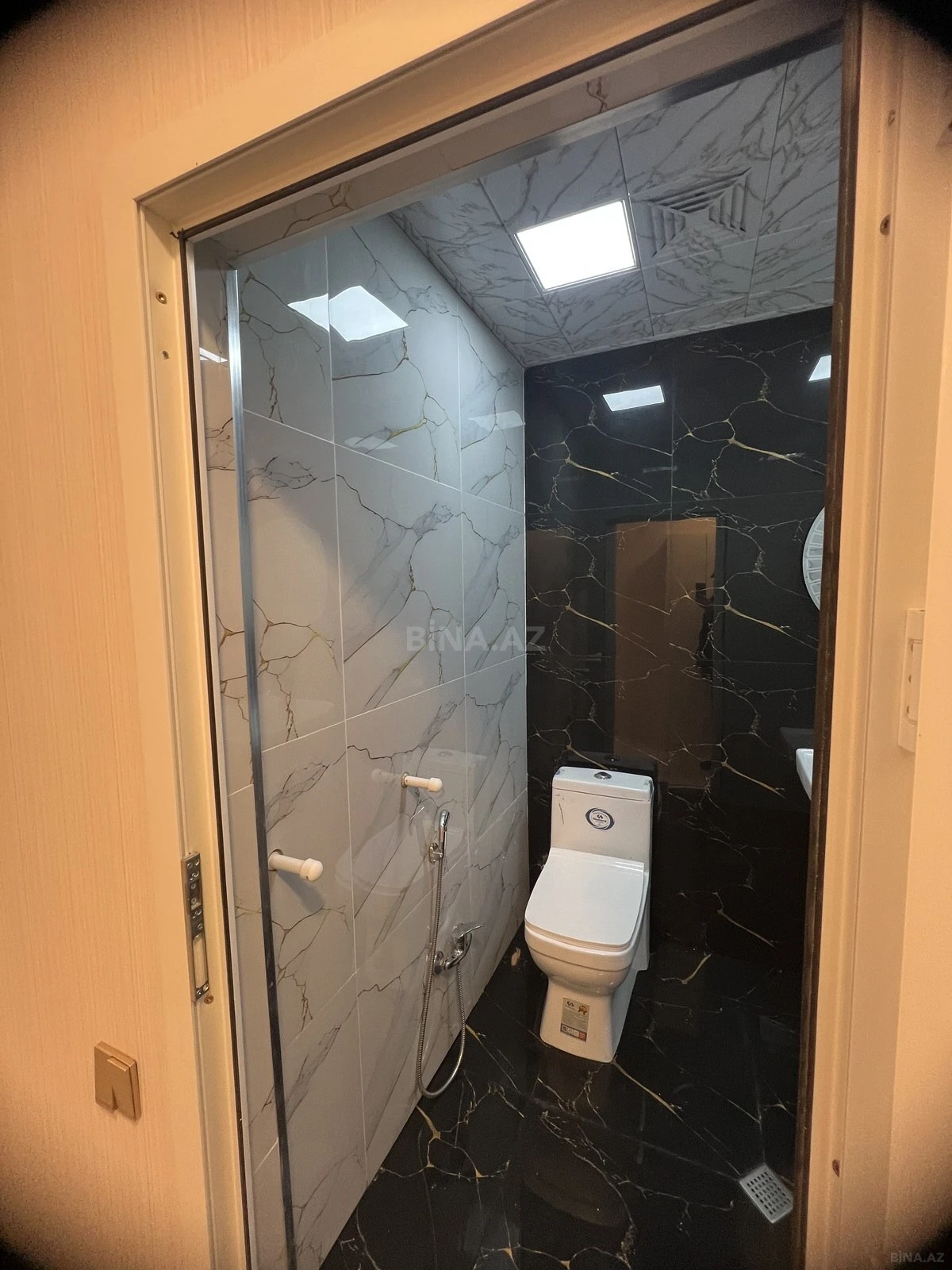 Satılır 2 otaqlı mənzil 29.2 m²