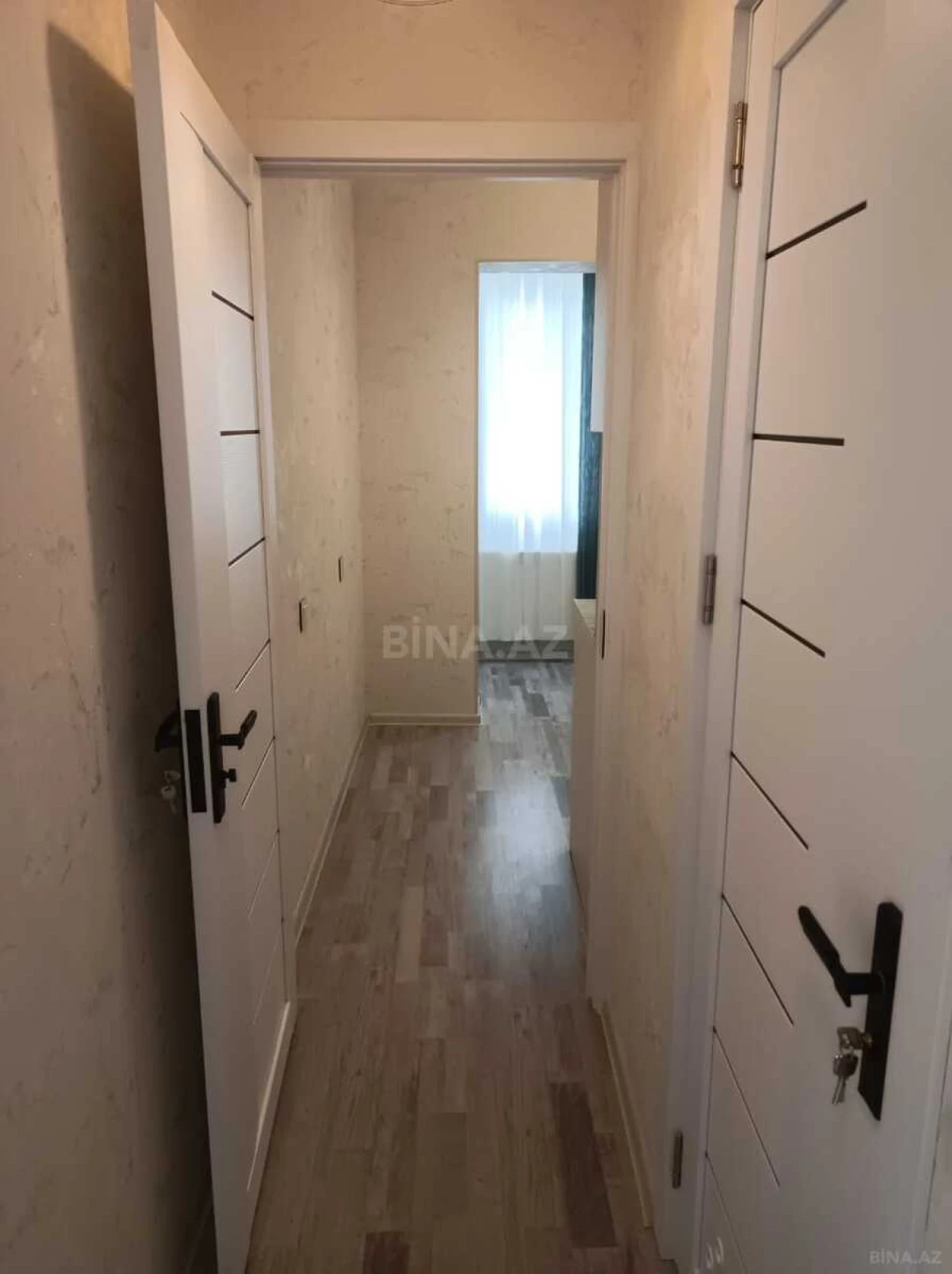 Satılır 2 otaqlı mənzil 45 m²