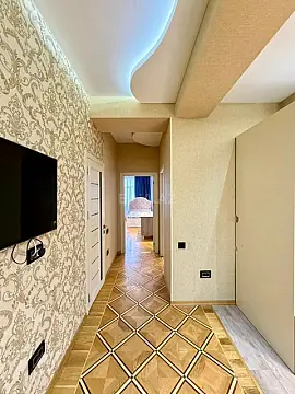 Satılır 3 otaqlı mənzil 110 m²
