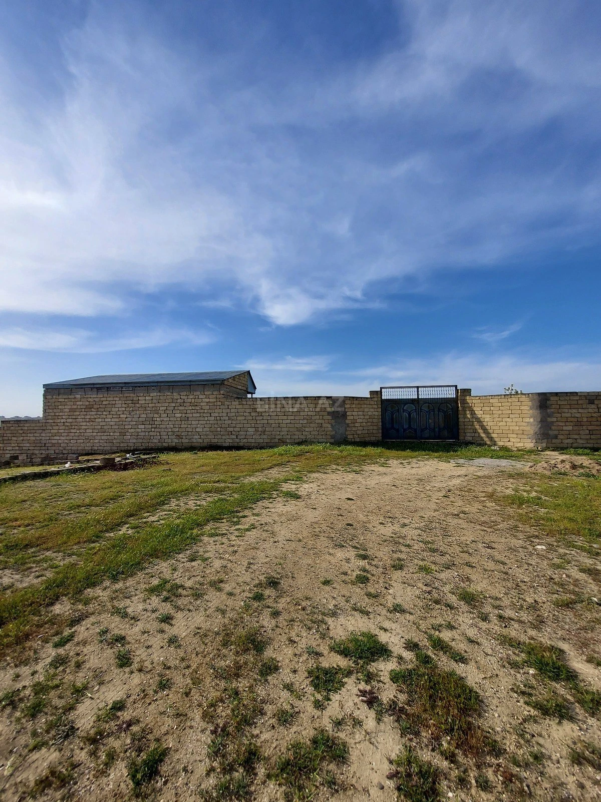 Satılır torpaq sahəsi 12 m²