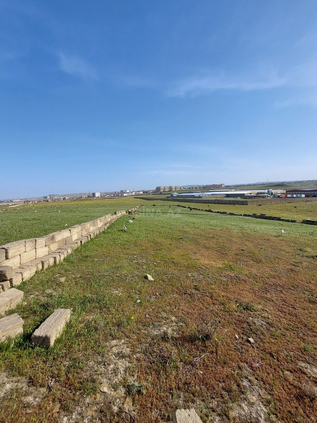 Satılır torpaq sahəsi 12 m²