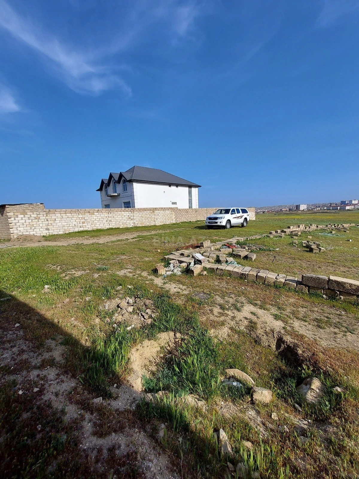 Satılır torpaq sahəsi 12 m²