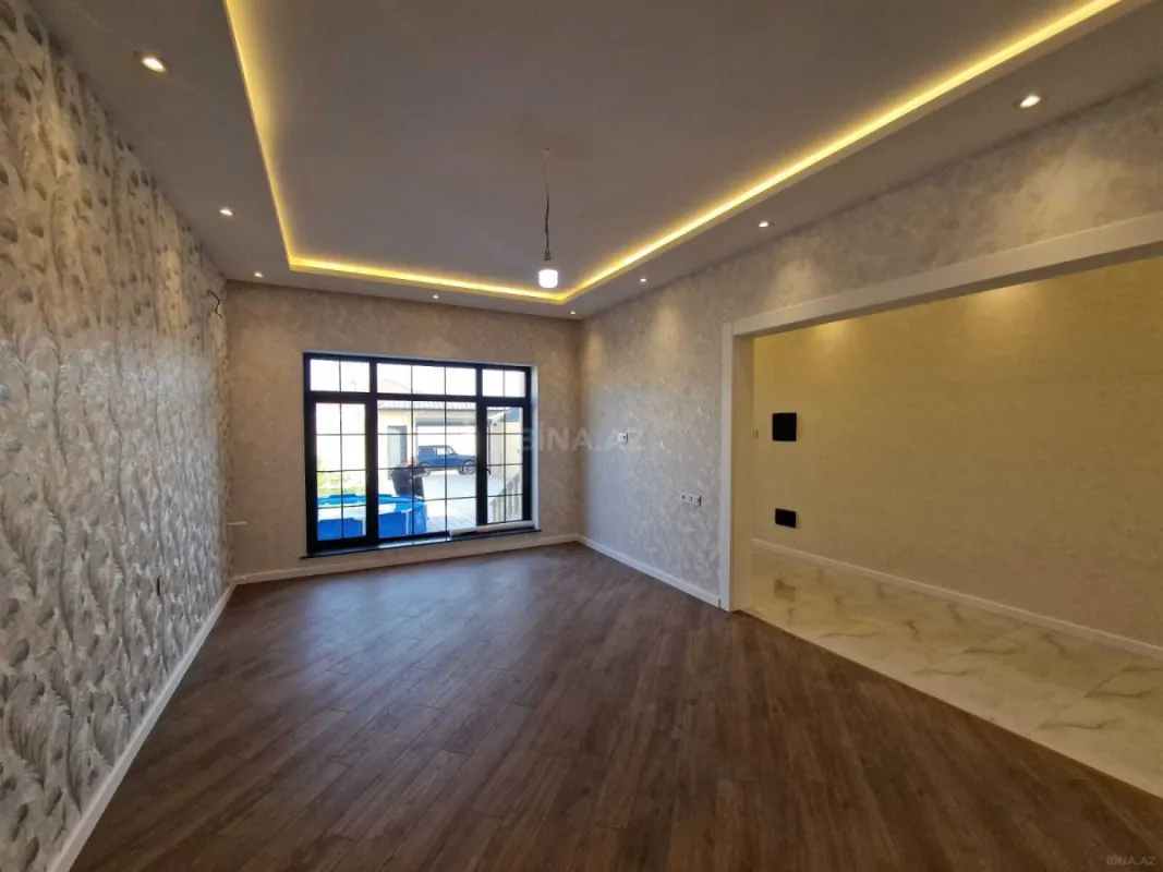 Satılır 4 otaqlı həyət evi 212 m²