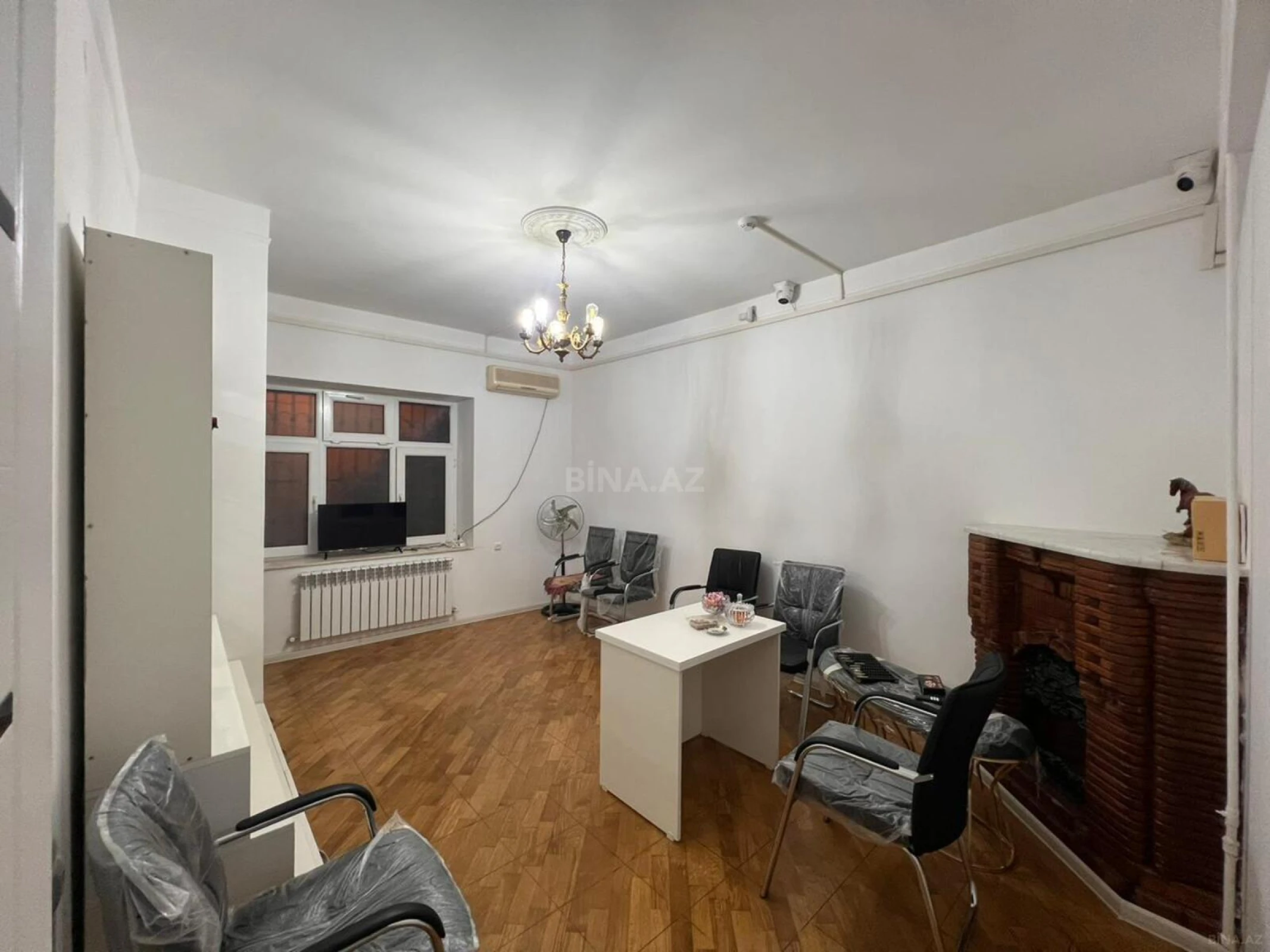 Kirayə verilir obyekt 180 m²