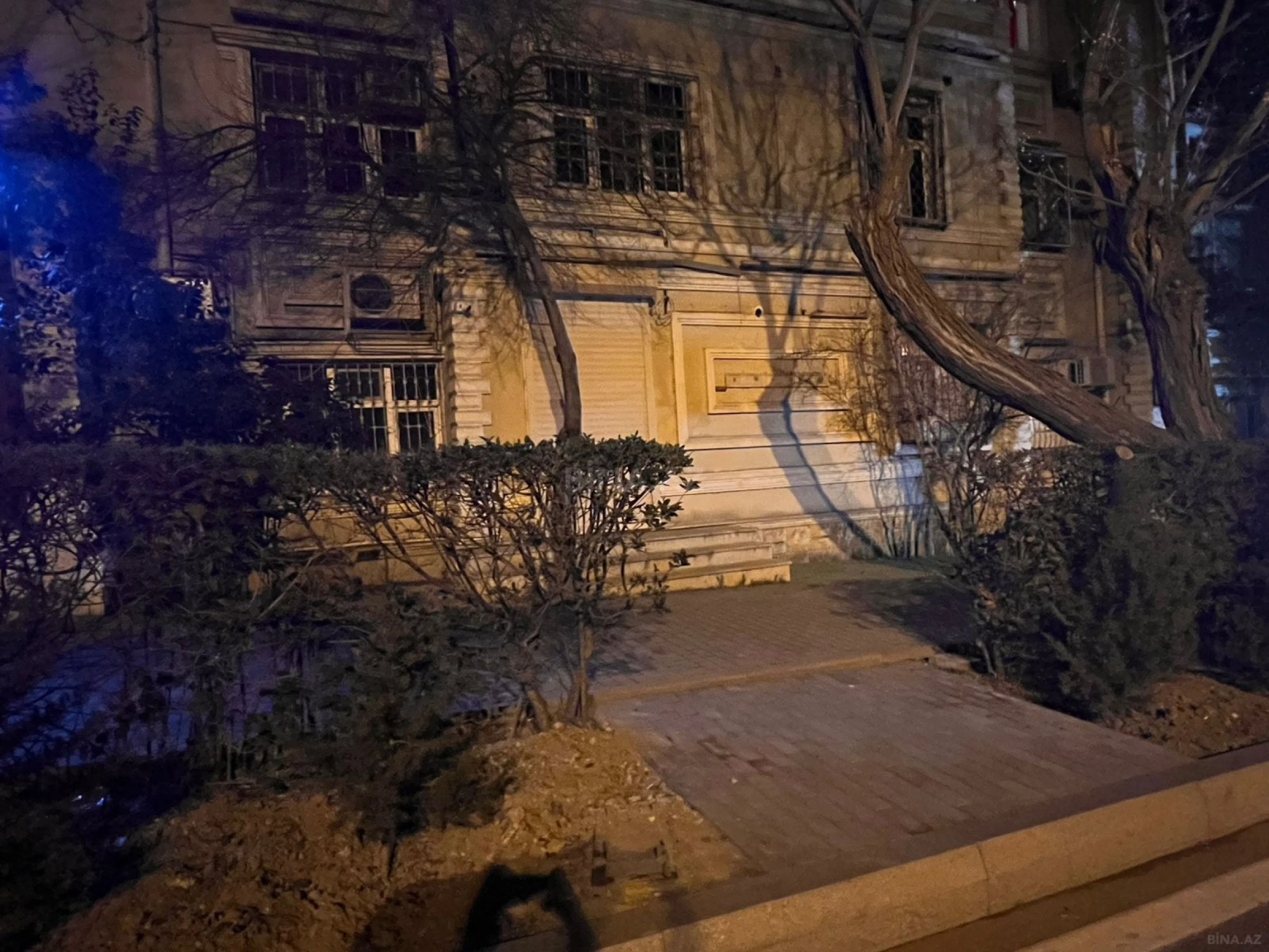 Kirayə verilir obyekt 180 m²