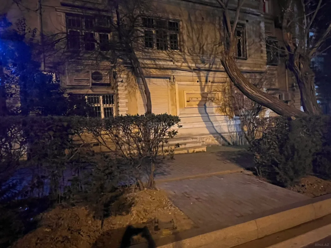 Kirayə verilir obyekt 180 m²