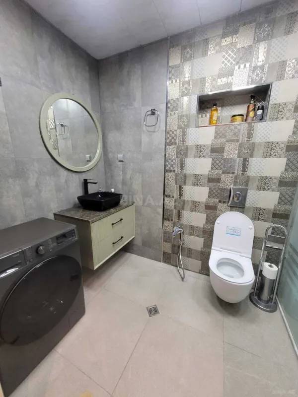 Satılır 3 otaqlı mənzil 115 m²