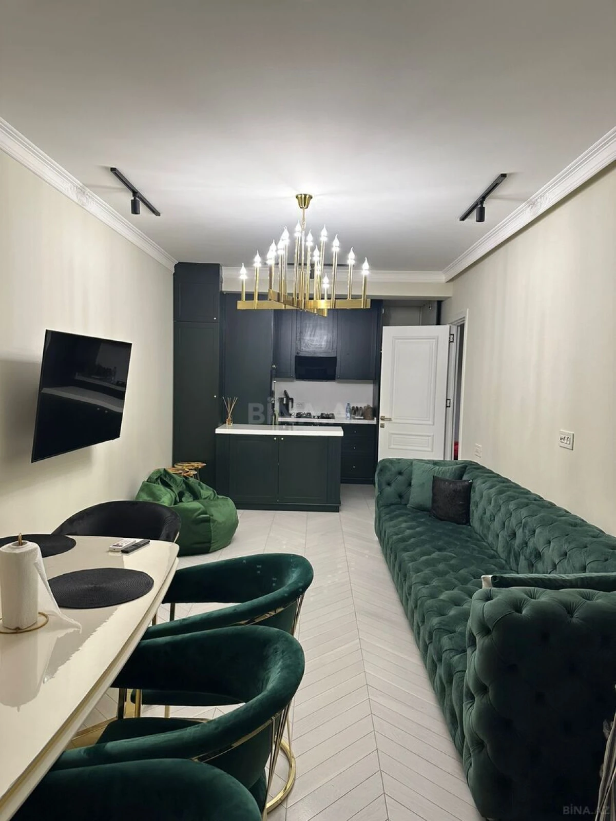 Kirayə verilir 3 otaqlı mənzil 82 m²