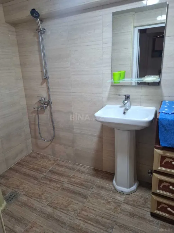 Kirayə verilir 3 otaqlı mənzil 80 m²