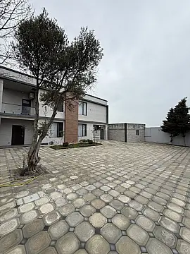 Satılır 5 otaqlı həyət evi 450 m²