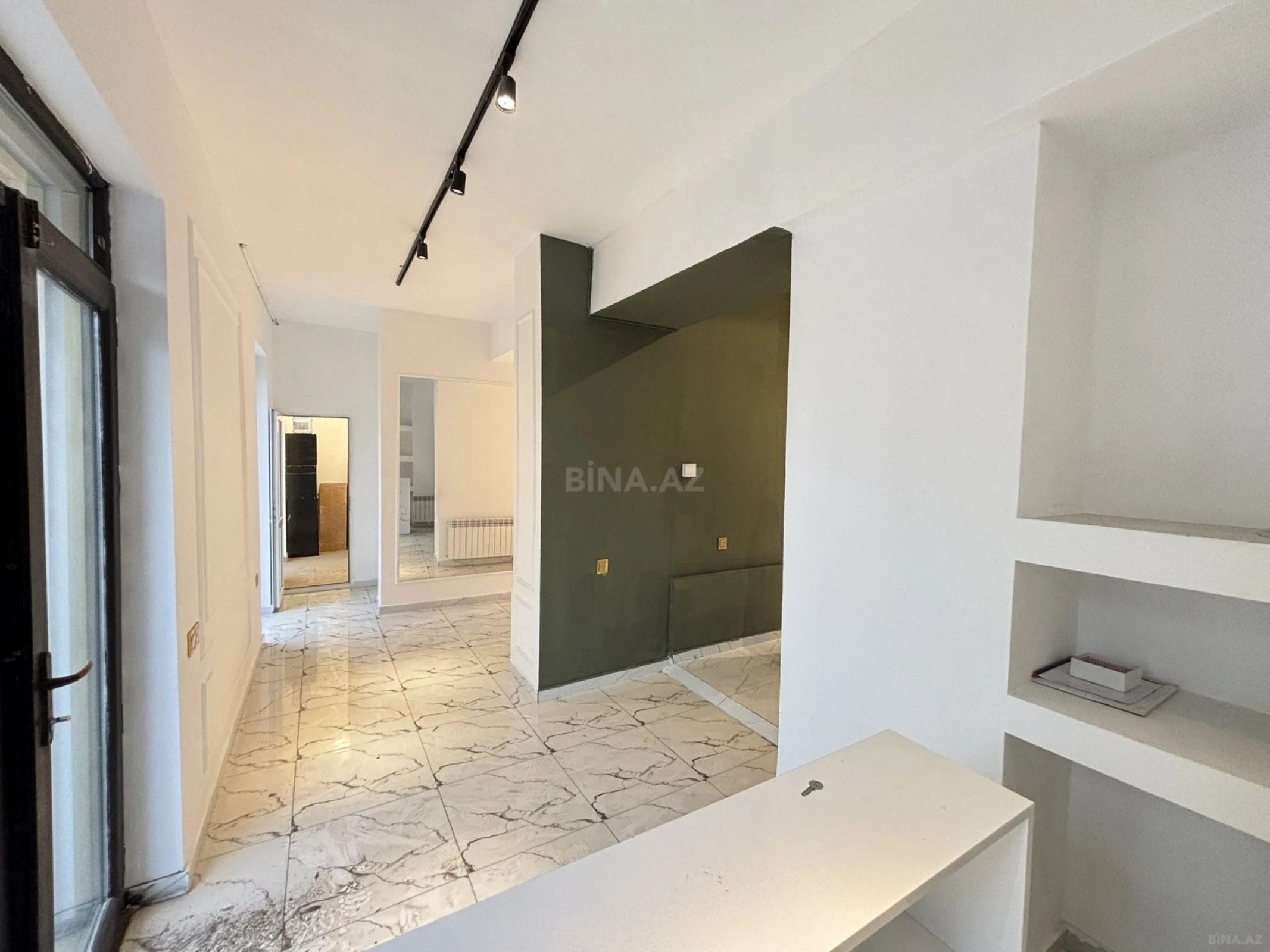 Kirayə verilir obyekt 110 m²