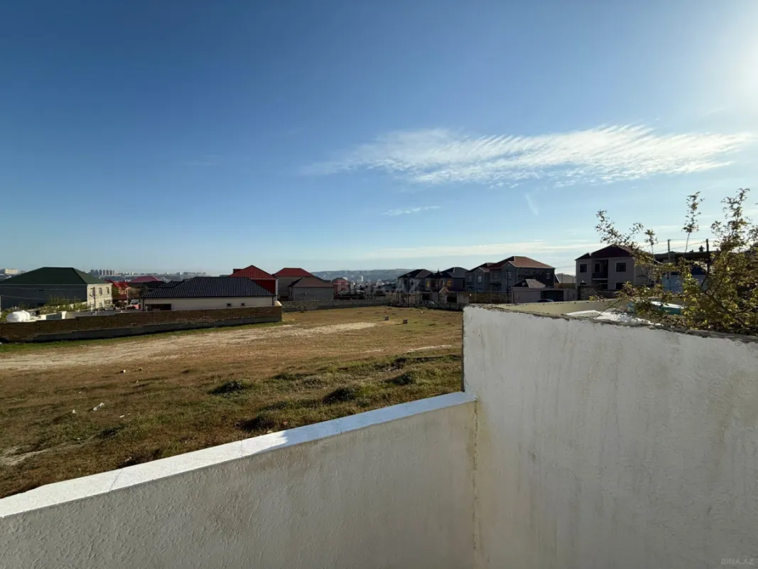 Satılır 4 otaqlı həyət evi 180 m²