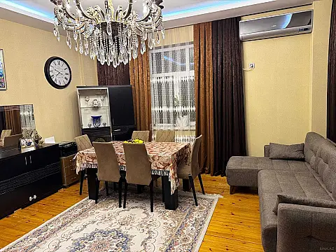 Satılır 2 otaqlı mənzil 78 m²