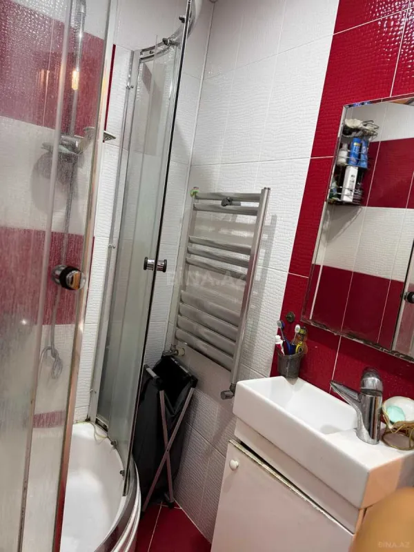 Satılır 2 otaqlı mənzil 78 m²