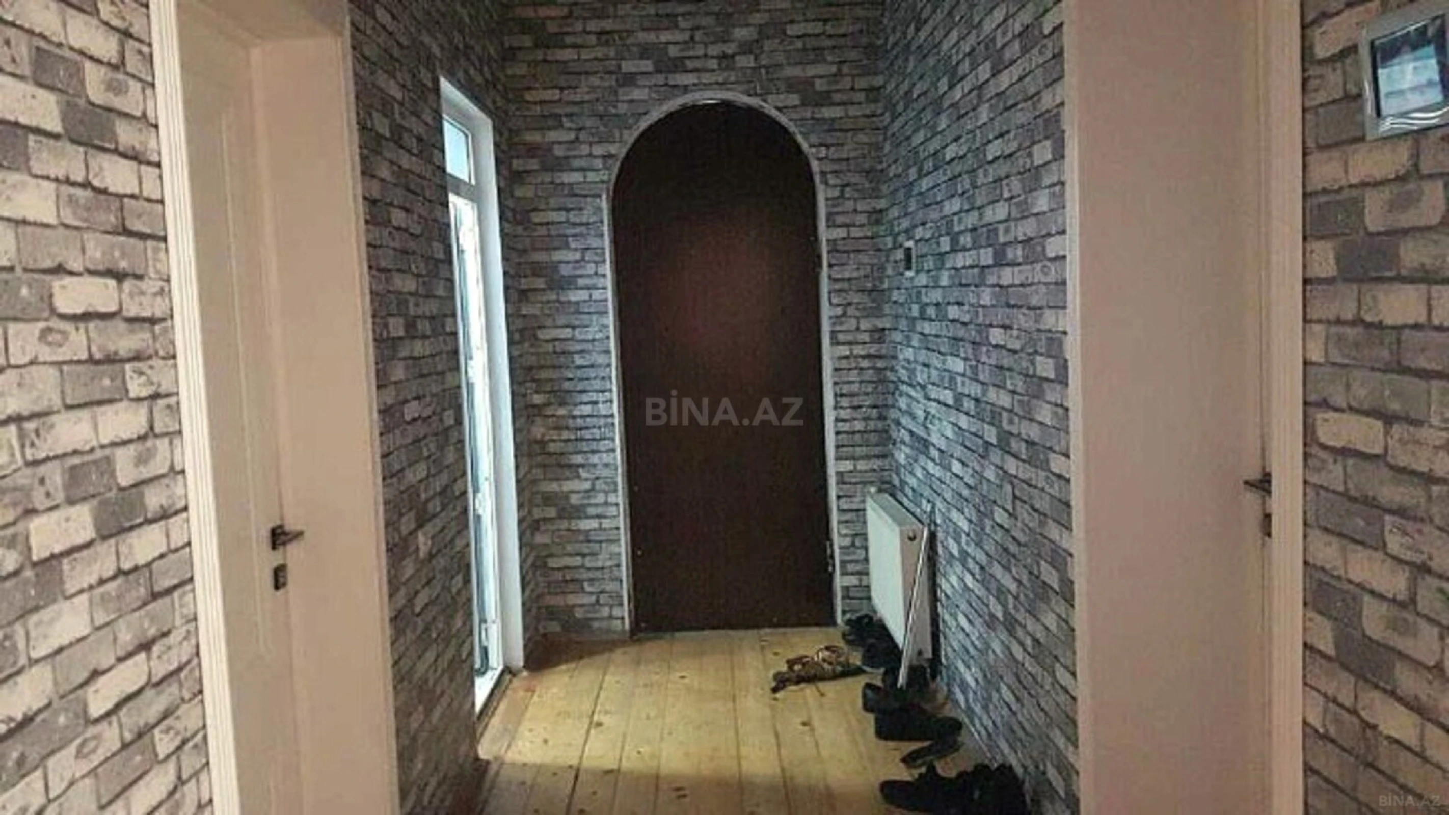 Satılır 4 otaqlı həyət evi 135 m²