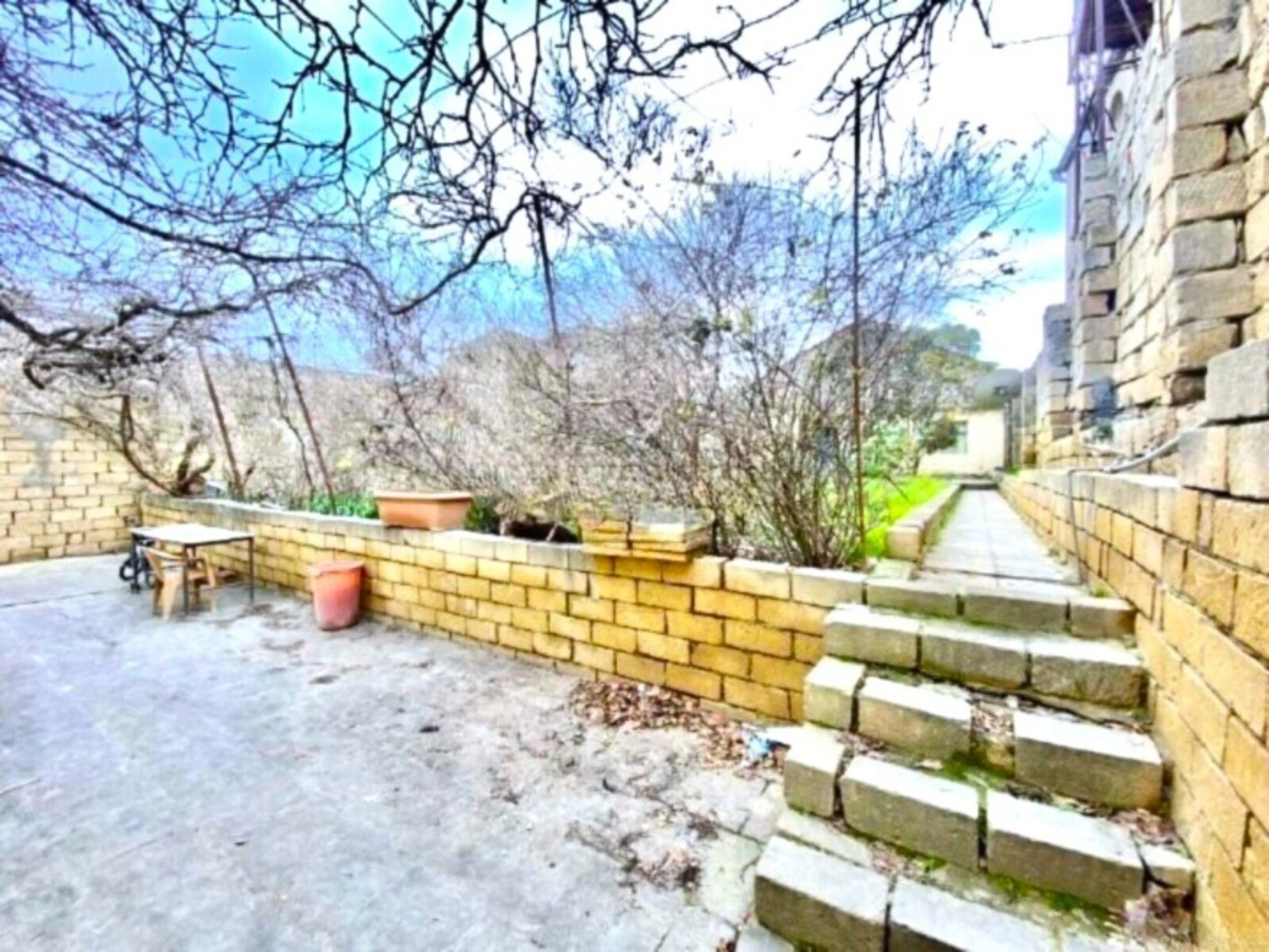 Satılır 4 otaqlı həyət evi 135 m²