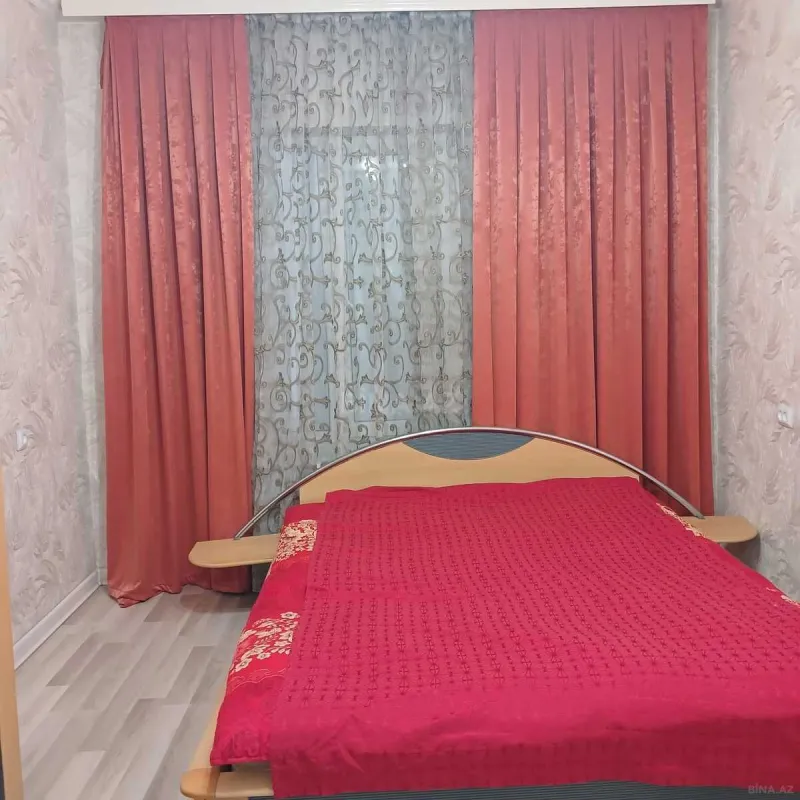 Kirayə verilir 2 otaqlı mənzil 170 m²