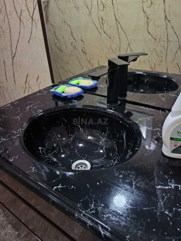 Kirayə verilir 2 otaqlı mənzil 170 m²