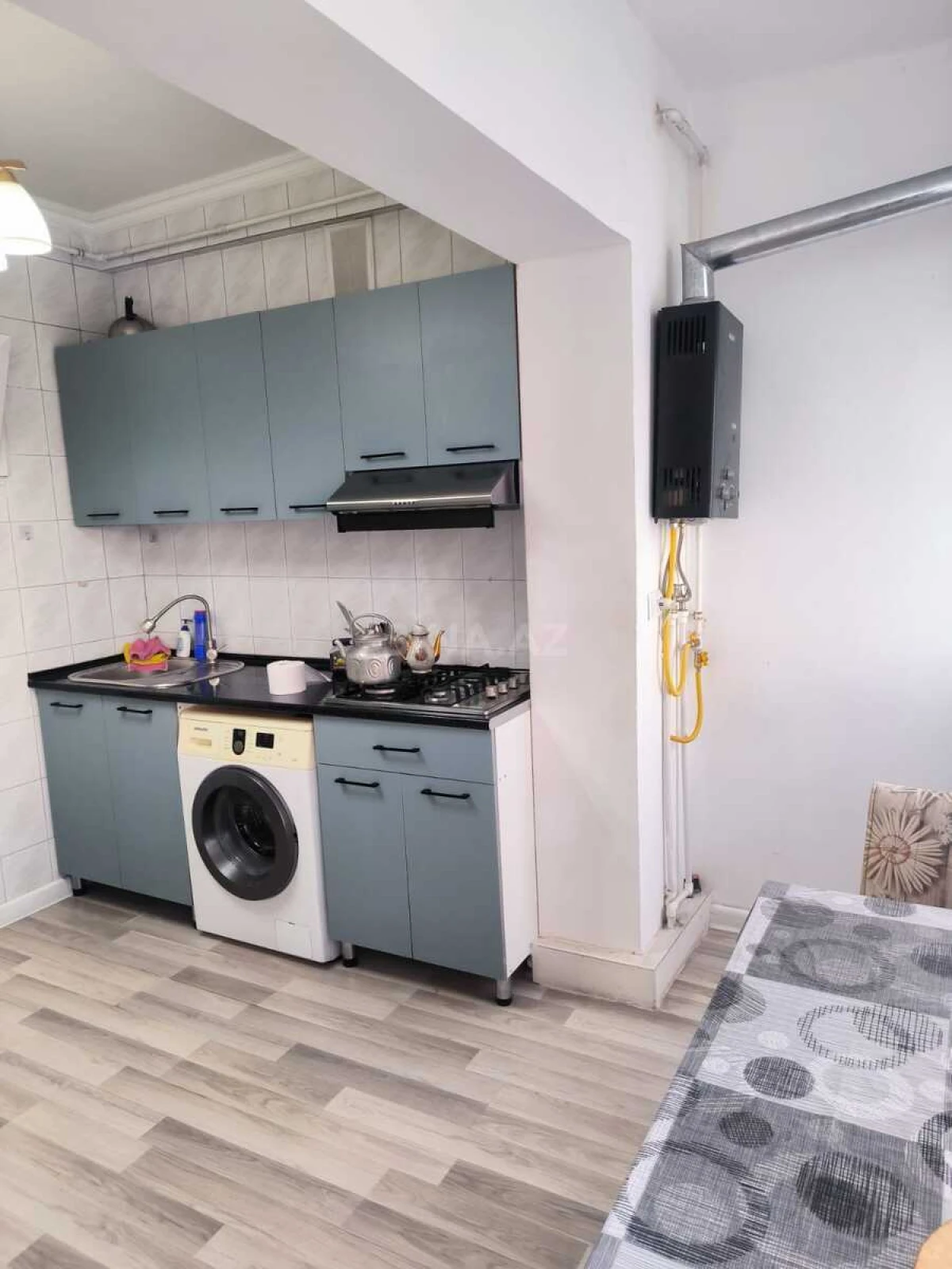 Kirayə verilir 2 otaqlı mənzil 170 m²