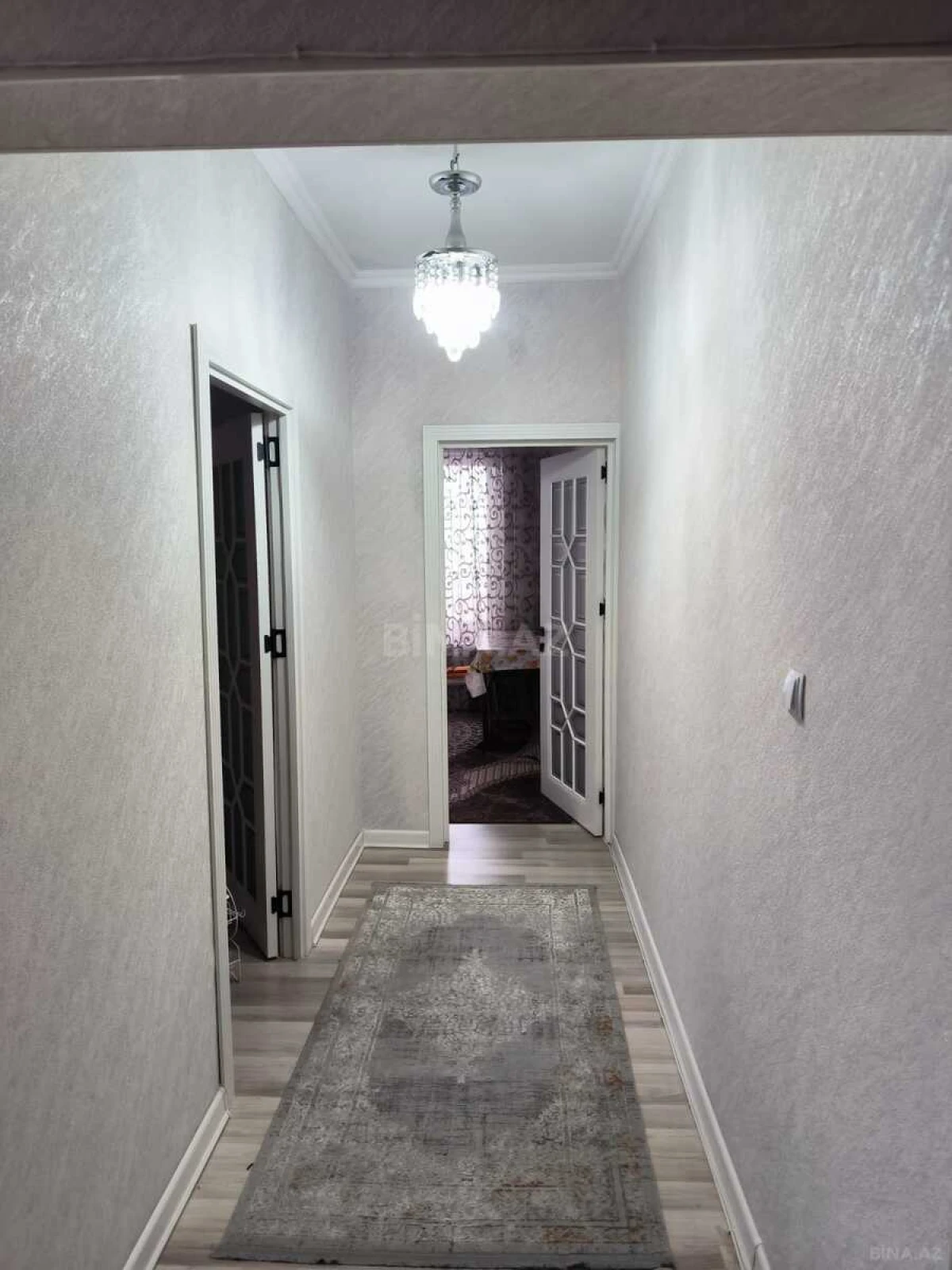 Kirayə verilir 2 otaqlı mənzil 170 m²