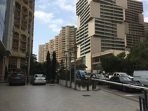 Kirayə verilir 3 otaqlı mənzil 130 m² — Bakı, Keşlə 3 otaq 130.00 m²