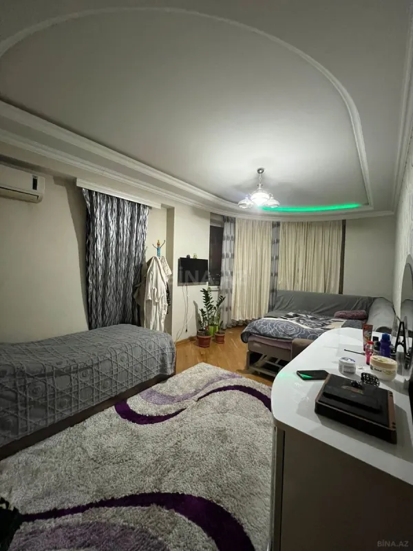 Satılır 3 otaqlı mənzil 115 m²