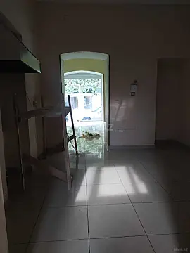 Kirayə verilir obyekt 65 m²