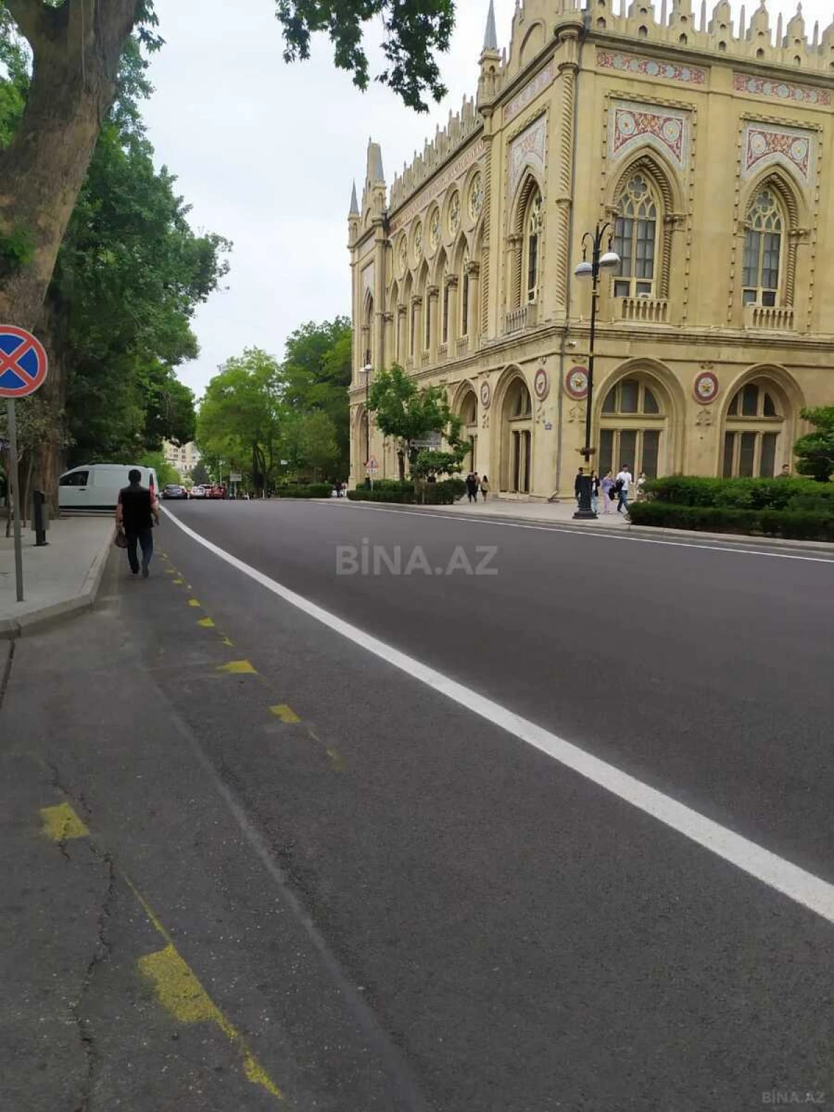 Kirayə verilir obyekt 65 m²