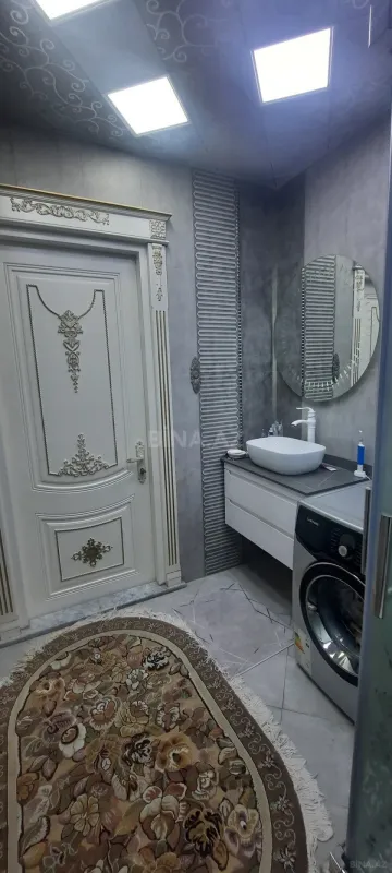 Satılır 3 otaqlı mənzil 143 m²