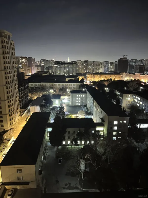 Satılır 3 otaqlı mənzil 108 m²